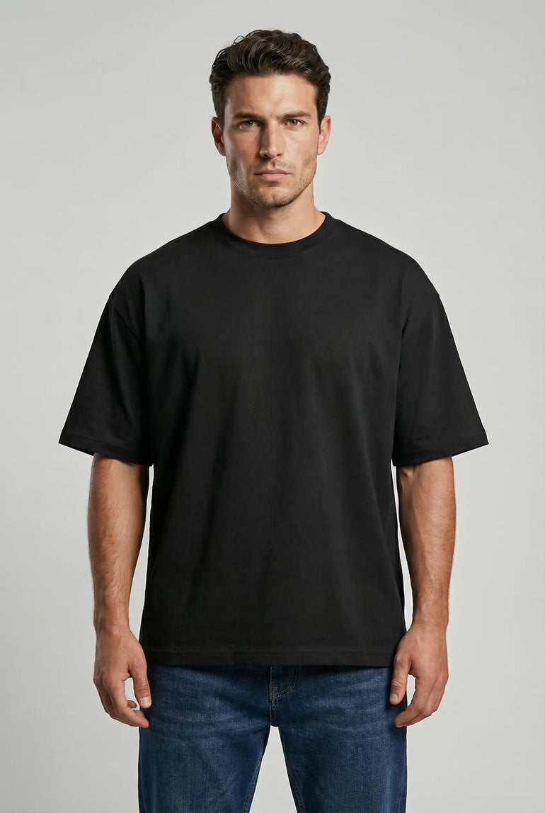 LYVN MEN'S SOLID BLACK OVERSIZED T-SHIRT
